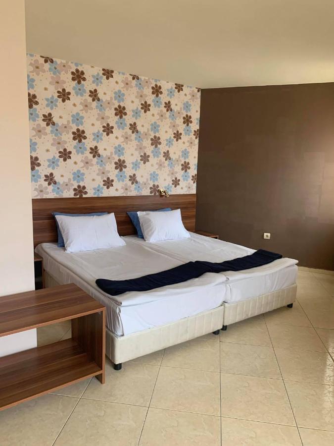 Семеен Хотел Брилянс - Family Hotel Brilliance Varna Eksteriør bilde