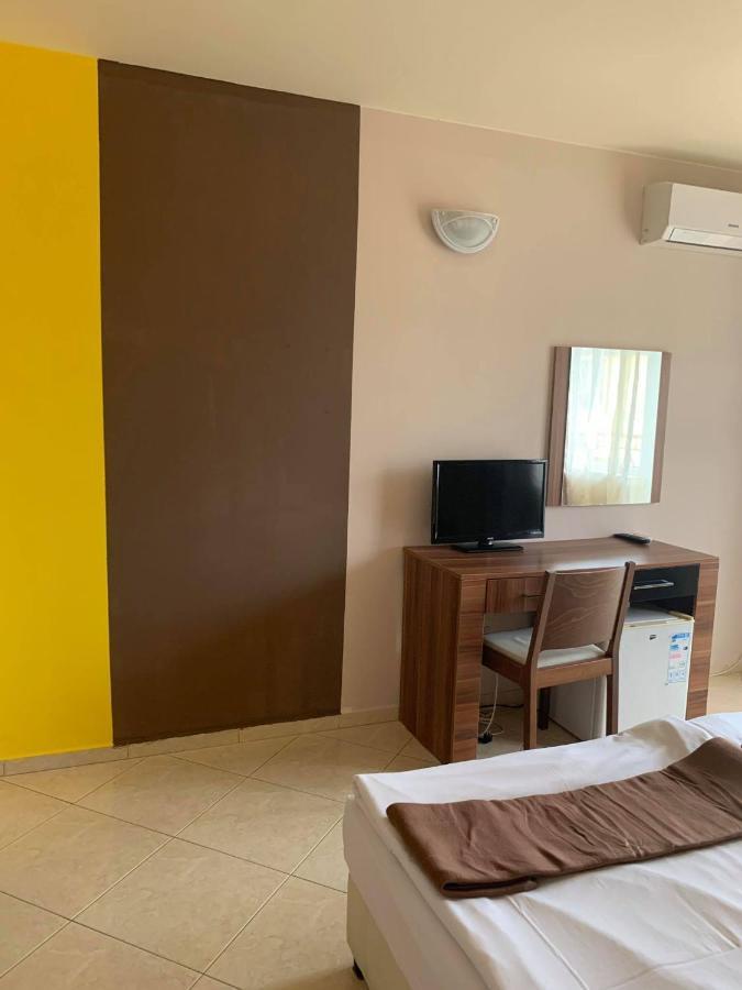 Семеен Хотел Брилянс - Family Hotel Brilliance Varna Eksteriør bilde